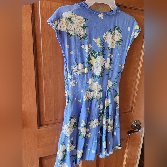 Free People Alora Floral Mini Dress size 2 - Picture 6 of 9